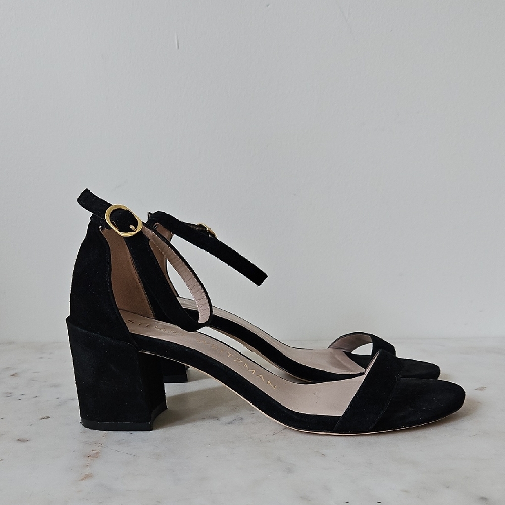 STUART WEITZMAN: Black Suede Block Heels